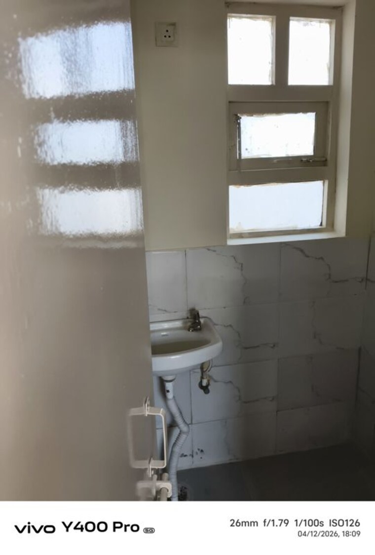 Bathroom, auric-city-homes 3 Bedroom 645 Sq.Ft. Apartment In Sector 82 Faridabad 10281080