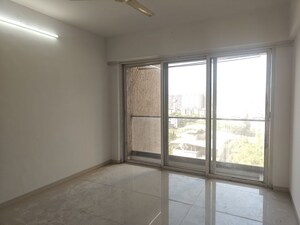 Room in 3 BHK Apartment at Akshar Alvario, Seawoods – for Rent