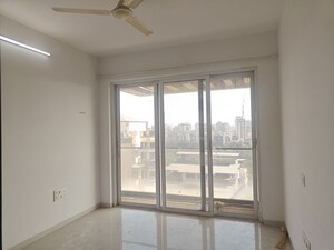 Room in 3 BHK Apartment at Akshar Alvario, Seawoods – for Rent