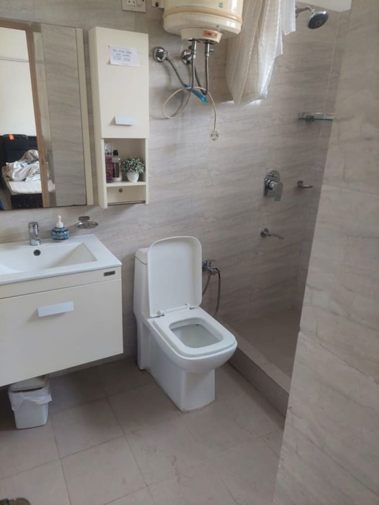 Bathroom, sector 143 1 Bedroom 588 Sq.Ft. Builder Floor In Sector 143 Faridabad 10281233