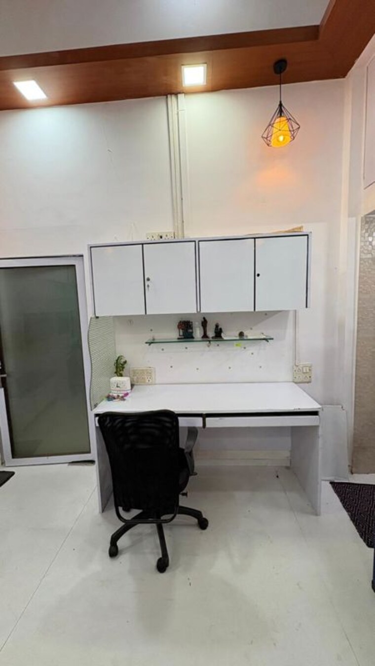 Team Area, crystal-plaza-andheri-west Commercial Office Space 440 Sq.Ft. In Andheri West Mumbai 10281067