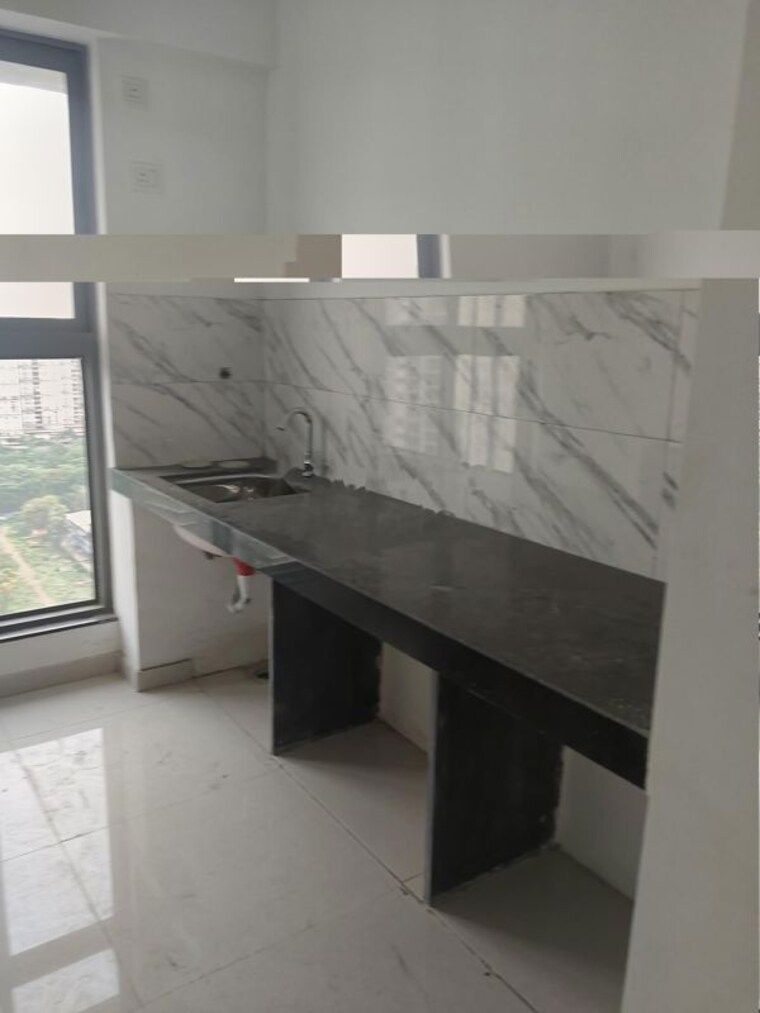 Kitchen, uk-iridium 1 Bedroom 598 Sq.Ft. Apartment In Kandivali East Mumbai 10281295