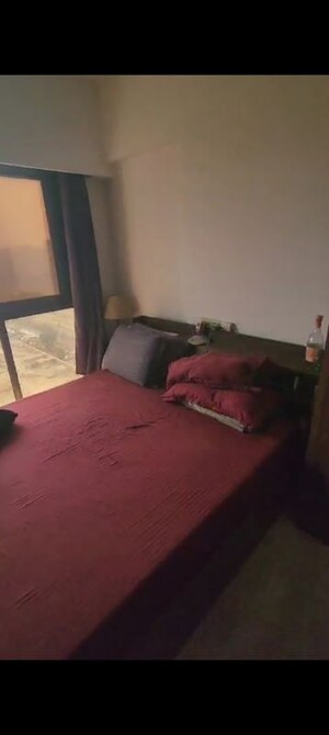 Bedroom in 2 BHK Apartment at Platinum Prive, Andheri West – for Rent