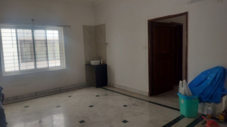 Room, jubilee hills 3 Bedroom 3000 Sq.Ft. Independent House In Jubilee Hills Hyderabad 10281303