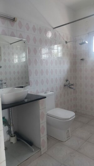 Bathroom in 3 BHK Independent House at Jubilee Hills – for Rent