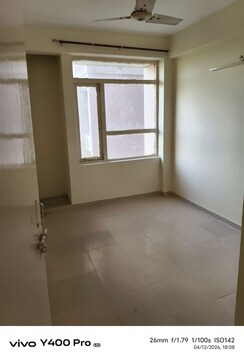 3 BHK Apartment For Rent in Auric City Homes