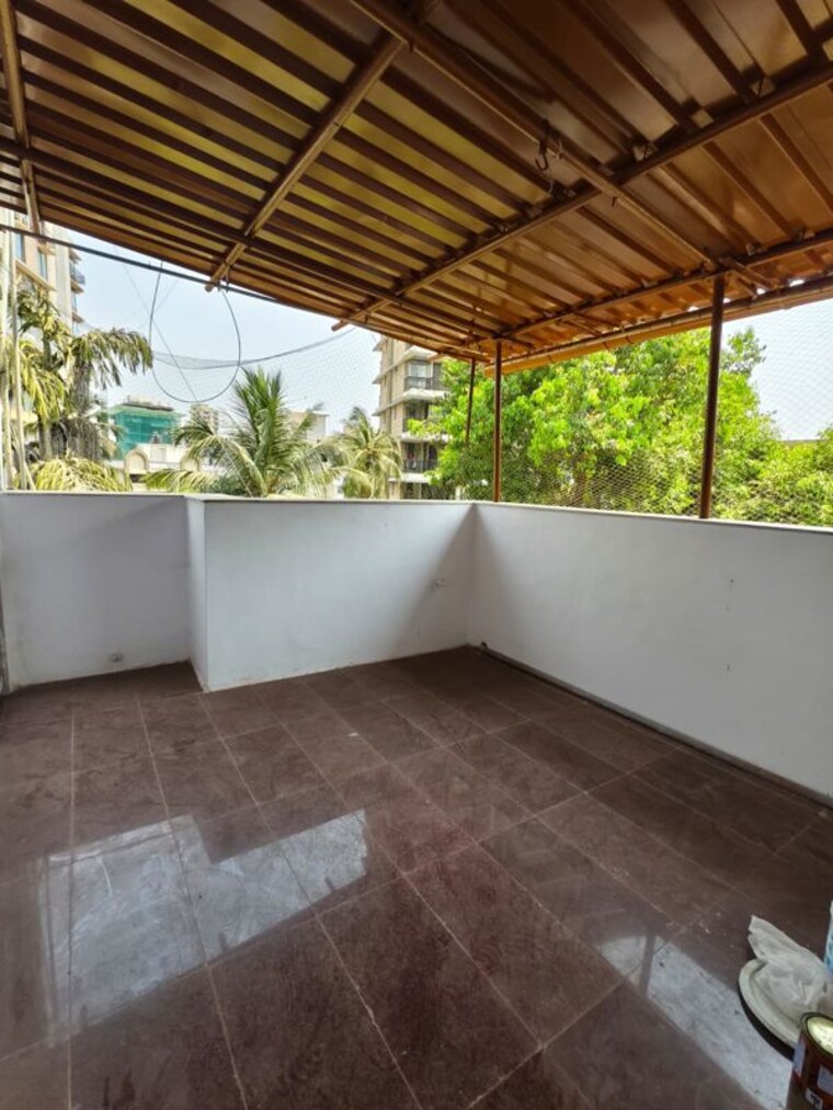 Balcony, bandra west 1 Bedroom 500 Sq.Ft. Apartment In Bandra West Mumbai 10281577
