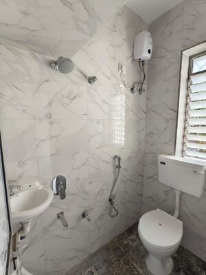 Bathroom in 1 BHK Apartment at Bandra West – for Rent