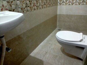 Bathroom in Studio Apartment at Kemse Vasti – for Rent