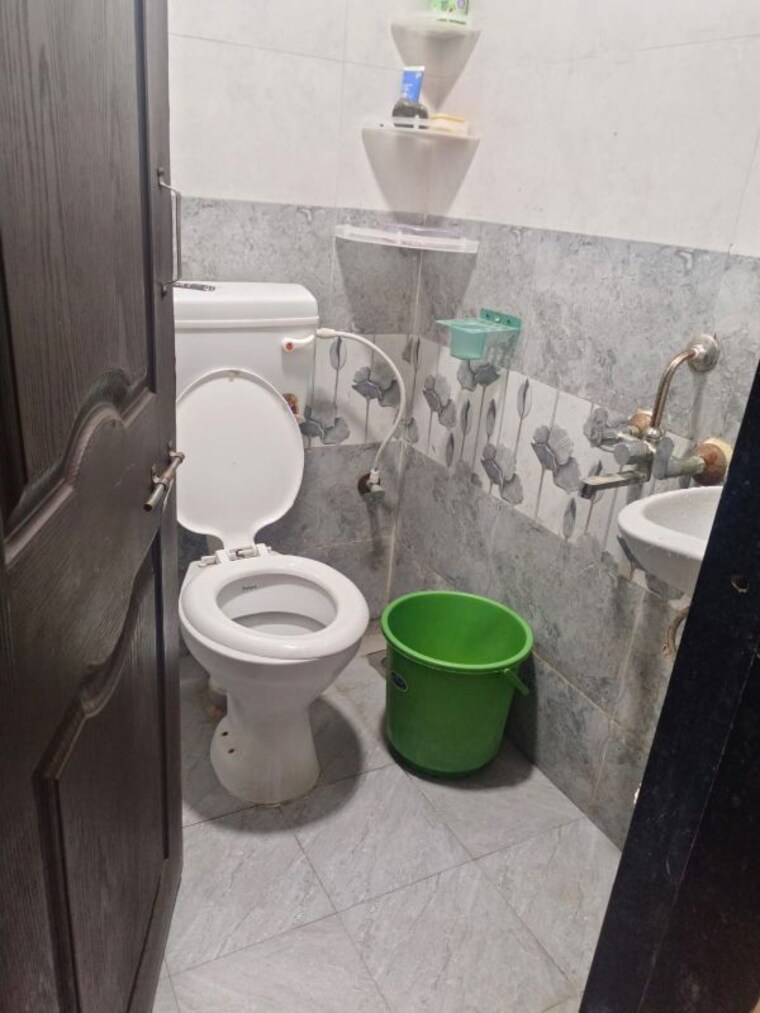 Bathroom, gokhalenagar Pg For Girls In Gokhalenagar 10281588