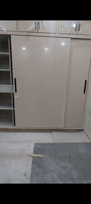 Furnished Amenities in 2 BHK Builder Floor at Lajpat Nagar ii – for Rent