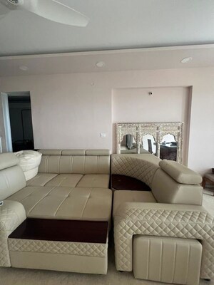 Bedroom in 4 BHK Apartment at Pramuk MM Meridian, Jayanagar – for Sale