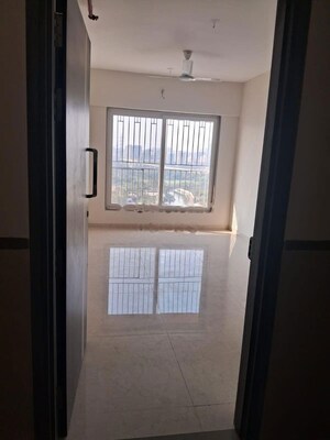 Room in 1 BHK Apartment at Adityaraj Shivraj, Vikhroli East – for Rent