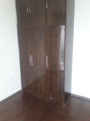 Room in 3 BHK Apartment at M3M Merlin, Sector 67 – for Rent