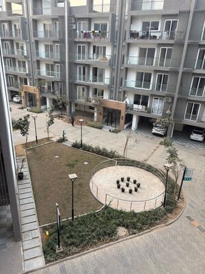 3.5 BHK Apartment For Rent in Smart World Gems, Sector 89