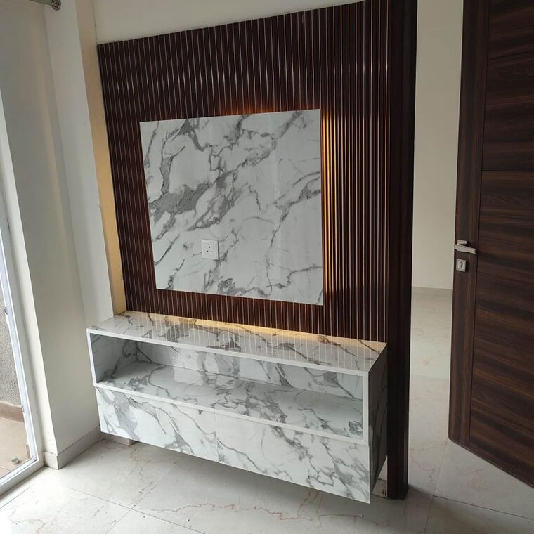 Room, smart-world-gems 3.5 Bedroom 1500 Sq.Ft. Apartment In Sector 89 Gurgaon 10281642