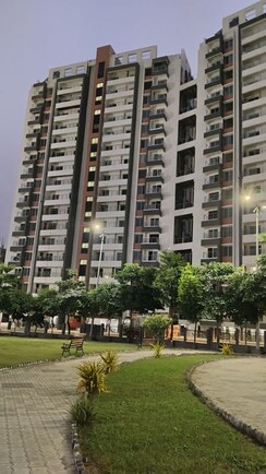 2 BHK Apartment For Rent in MIHAN