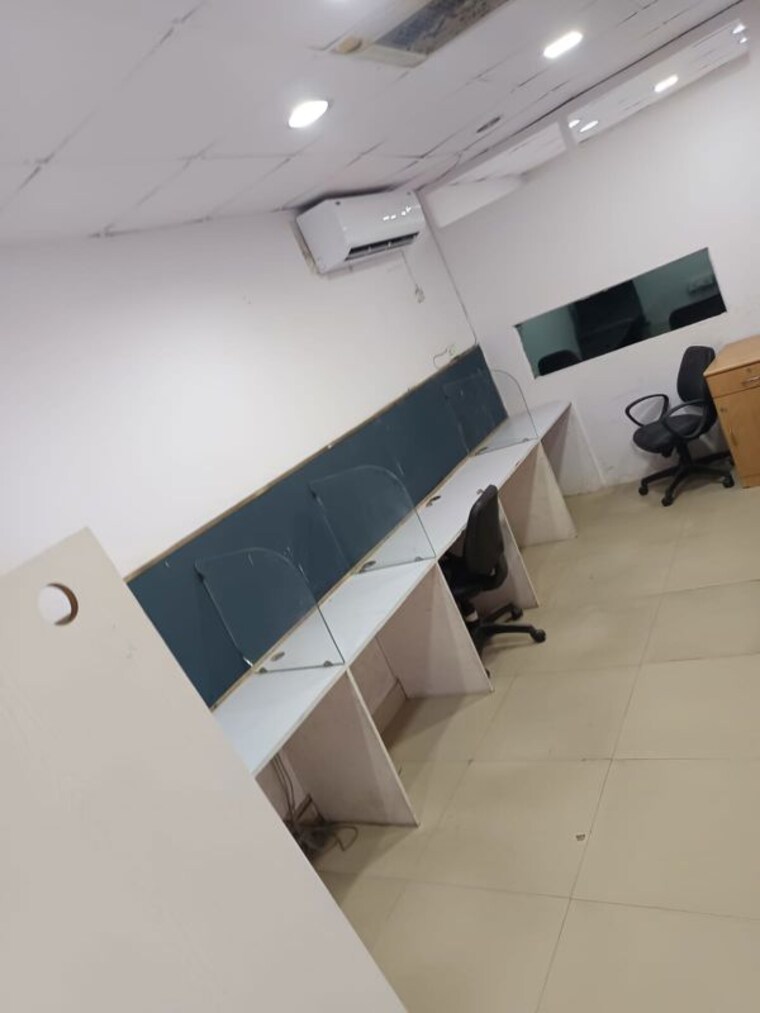 Team Area, sector 4 Commercial Office Space 416 Sq.Ft. In Sector 4 Noida 10281675