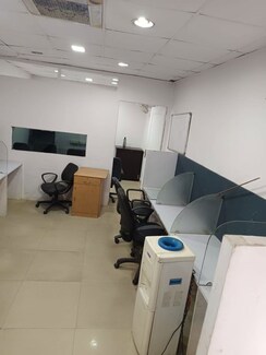 Office Space For Rent in Sector 4