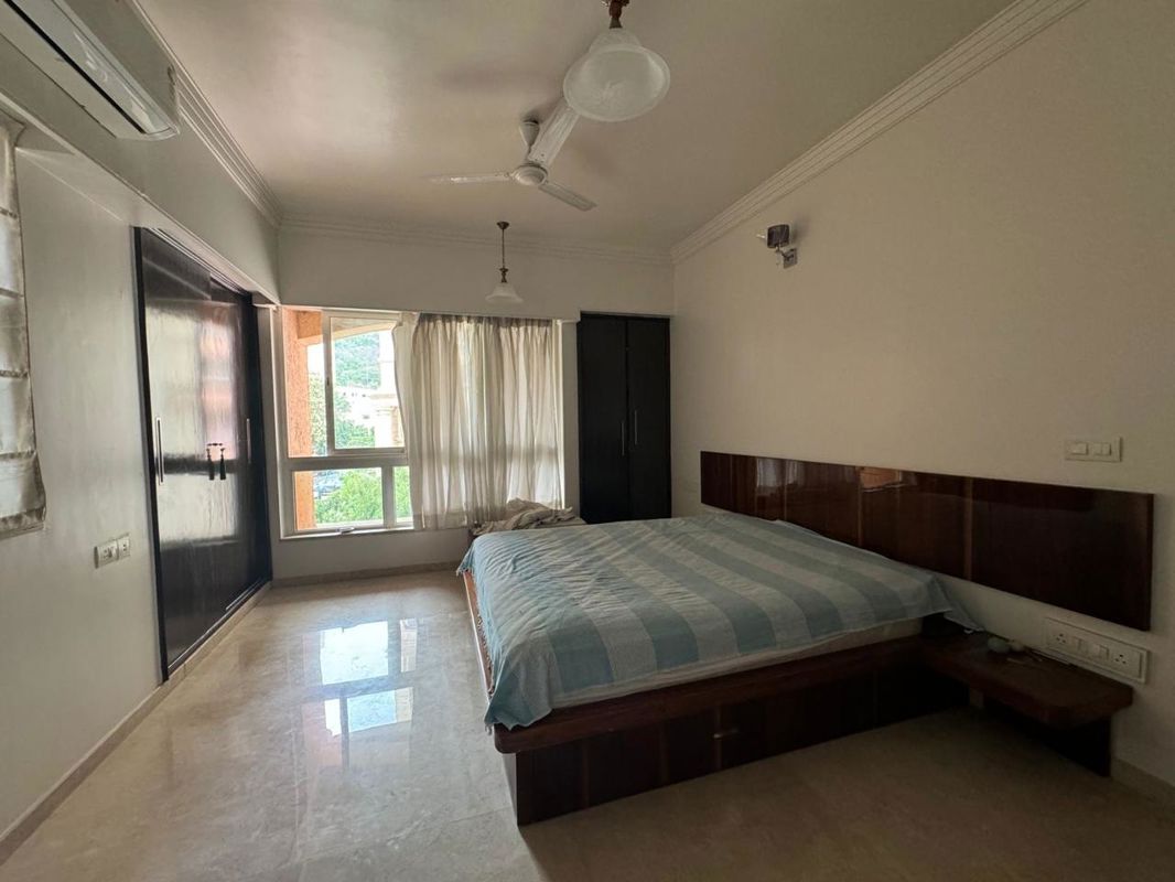 3 BHK + Study Room,Extra Room Apartment For Rent in L&T Emerald Isle