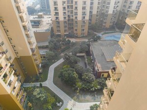Master Plan in 3 BHK Apartment at Paramount Emotions, Sector 1 Greater Noida – for Rent