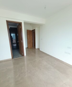 Room in 2 BHK Apartment at 111 Hyde Park, Malad East – for Rent