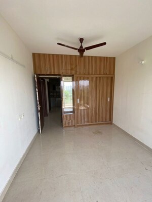 Room in 3.5 BHK Apartment at The Center Court, Sector 88a – for Rent