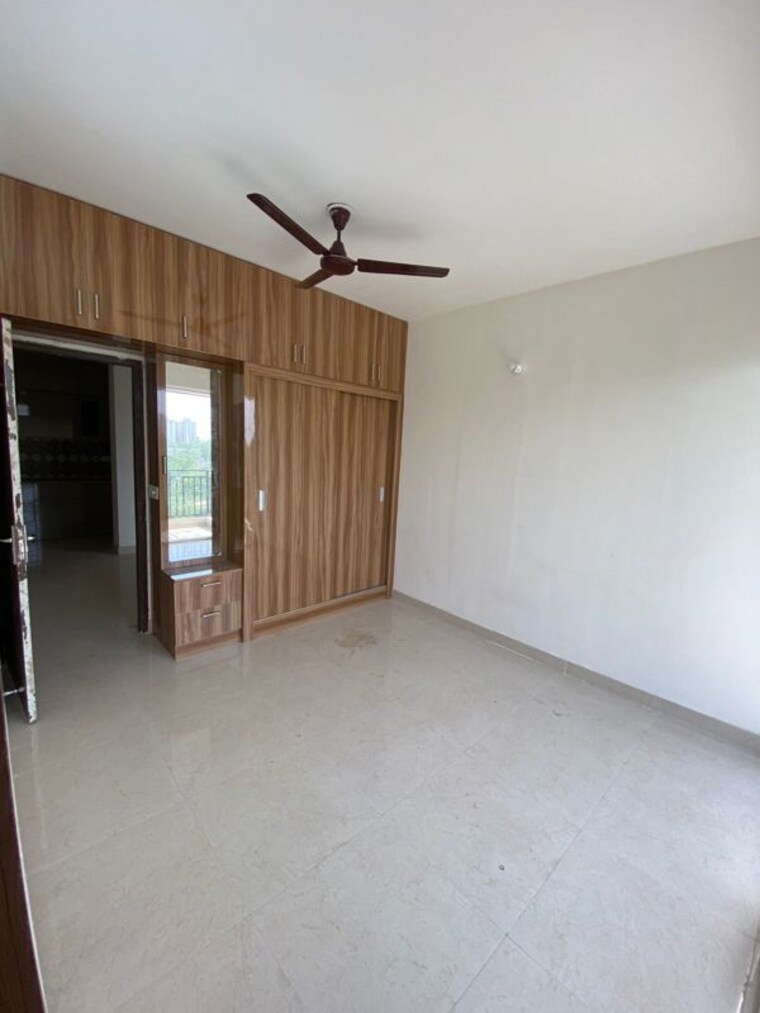 Room, the-center-court 3.5 Bedroom 2165 Sq.Ft. Apartment In Sector 88a Gurgaon 10281824