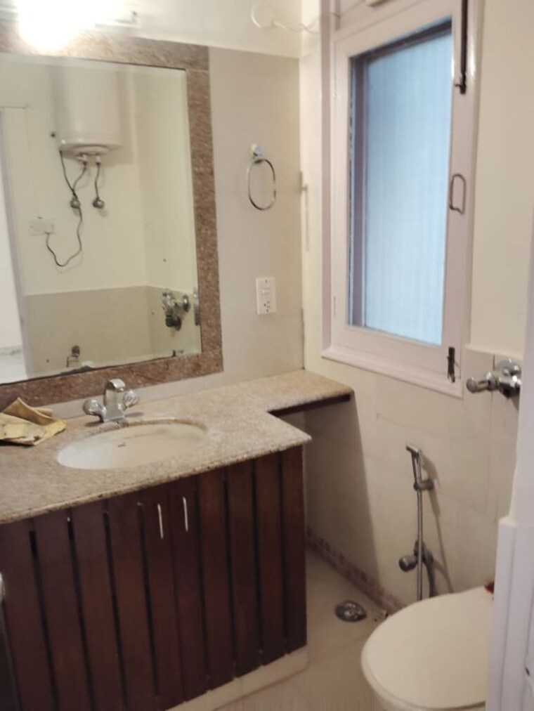 Team Area, vasant vihar 3 Bedroom 1500 Sq.Ft. Builder Floor In Vasant Vihar Delhi 10281851
