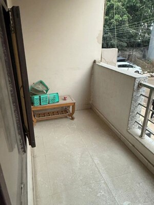 Balcony in 2 BHK Builder Floor at Ameya One, Sector 42 – for Rent