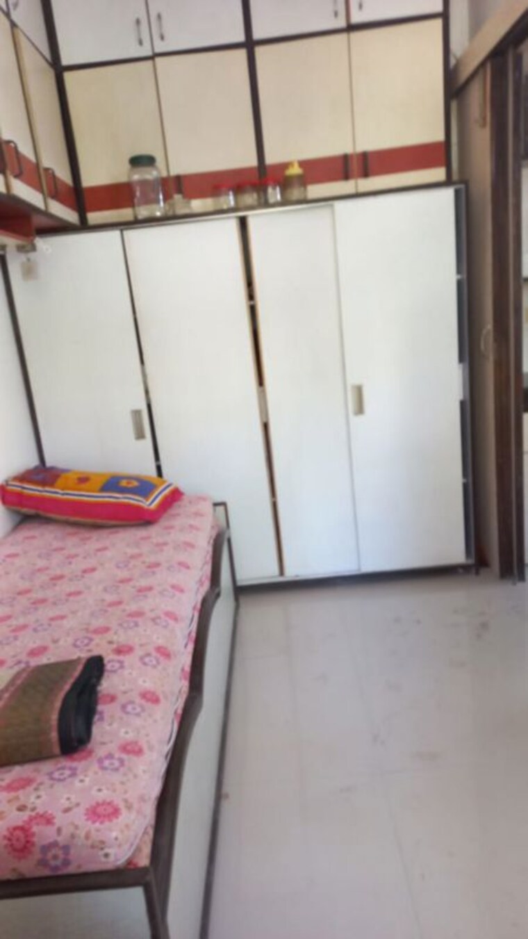 Bedroom, indira nagar 1.5 Bedroom 750 Sq.Ft. Apartment In Indira Nagar Mumbai 10282012