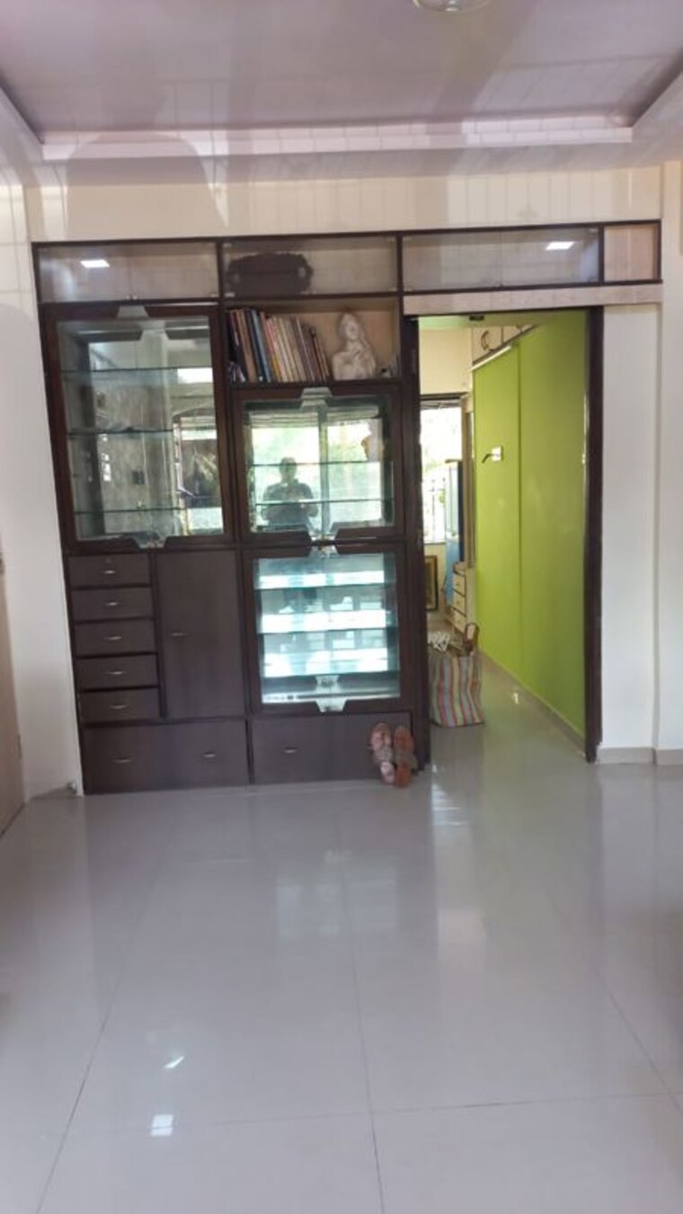 Living Room, indira nagar 1.5 Bedroom 750 Sq.Ft. Apartment In Indira Nagar Mumbai 10282012