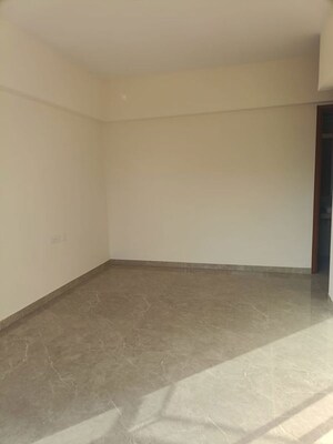 Room in 1 BHK Apartment at Mahindra Alcove, Chandivali – for Rent