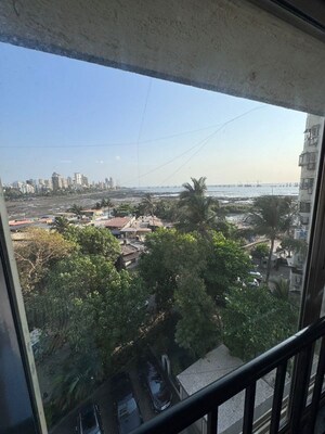 Balcony in 3 BHK Apartment at Bandra West – for Rent