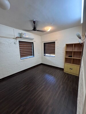 Bedroom in 3 BHK Apartment at Bandra West – for Rent