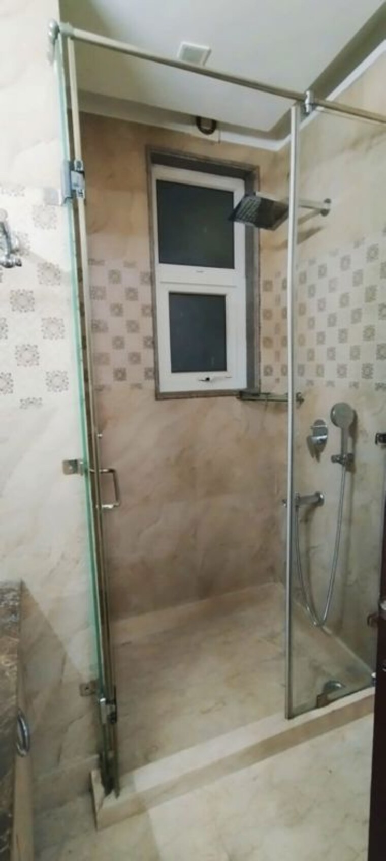 Bathroom, jangpura 3 Bedroom 1800 Sq.Ft. Builder Floor In Jangpura Delhi 10177883
