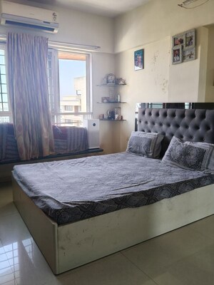 Bedroom in 3 BHK Apartment at Navratna CHS Santacruz East, Santacruz East – for Rent