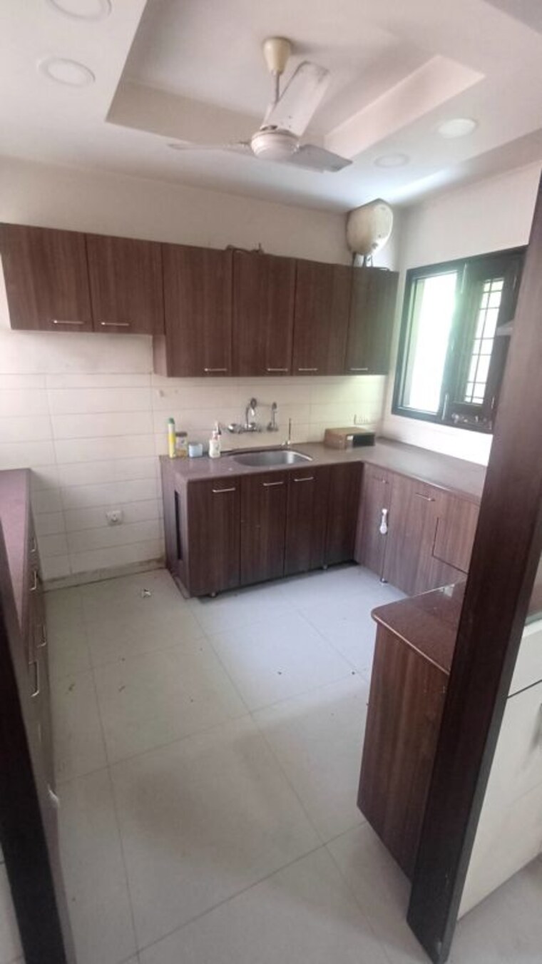 Kitchen, kw-blue-pearl 2.5 Bedroom 1100 Sq.Ft. Apartment In Karol Bagh Delhi 10282292