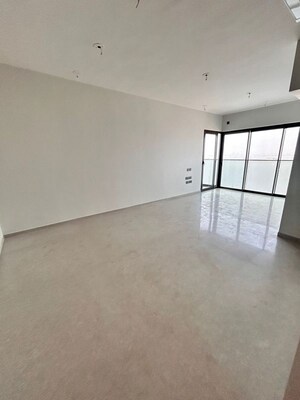 3 BHK Apartment For Rent in Khar West