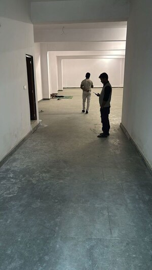  Warehouse For Rent in Sector 9