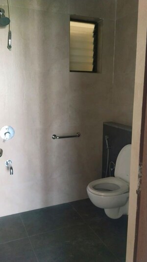 Bathroom in 3 BHK Apartment at Jodhpur – for Rent