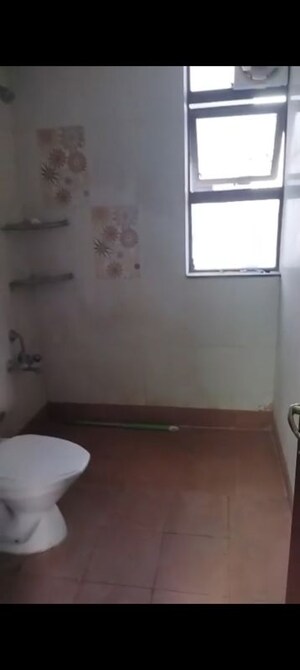 Furnished Amenities in 3 BHK Apartment at ROF Amaltas, Sector 92 – for Sale