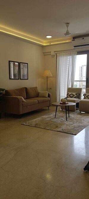 1 BHK Apartment For Rent in Khar West