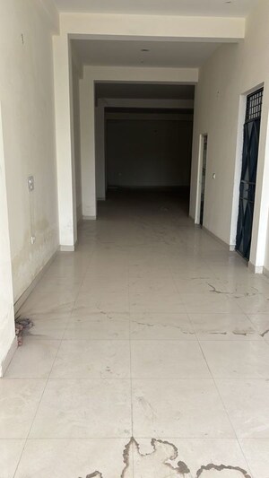 Room in  Warehouse at Sector 64 – for Rent