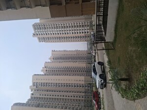 3.5 BHK Apartment – Exterior View View at Amrapali Heartbeat City, Sector 107 - for Rent