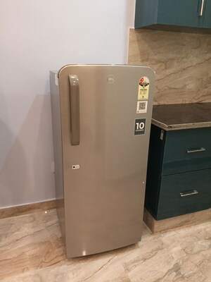 Furnished Amenities in 2 BHK Builder Floor at Turner Road – for Sale