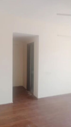 Room in 3 BHK Apartment at Spaze Privvy The Address, Sector 93 – for Rent