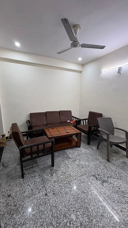 2 BHK Builder Floor For Rent in Sector 40