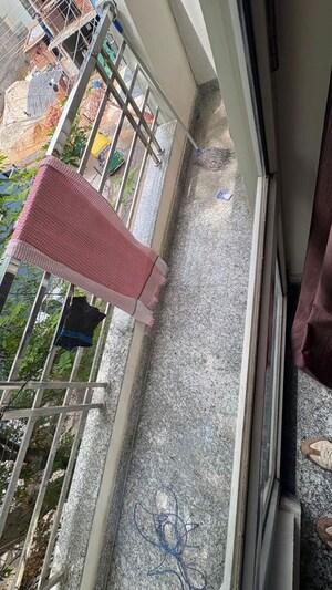 Balcony in 2 BHK Builder Floor at Sector 40 – for Rent