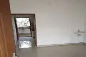 Room in 2 BHK Apartment at Beliaghata – for Rent